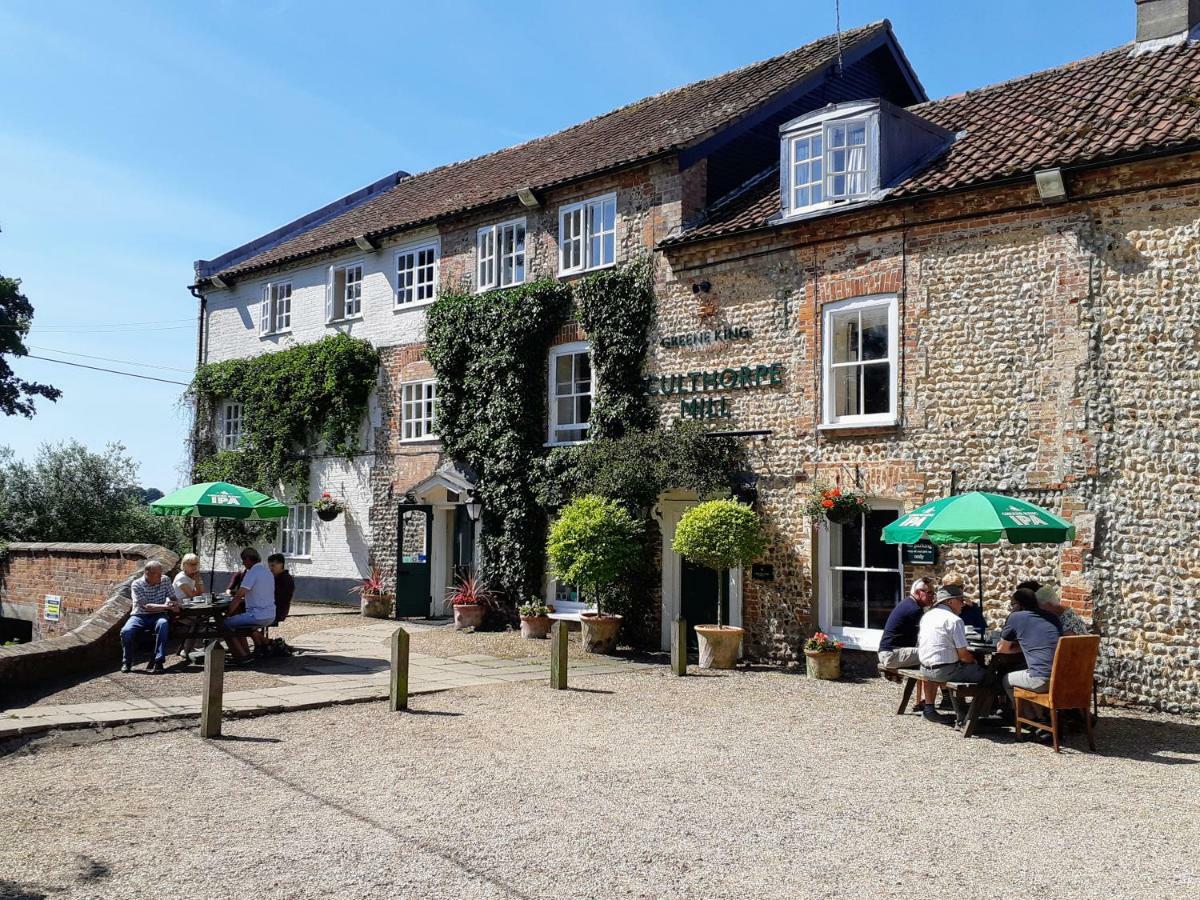 Sculthorpe Mill Hotel Fakenham Eksteriør billede