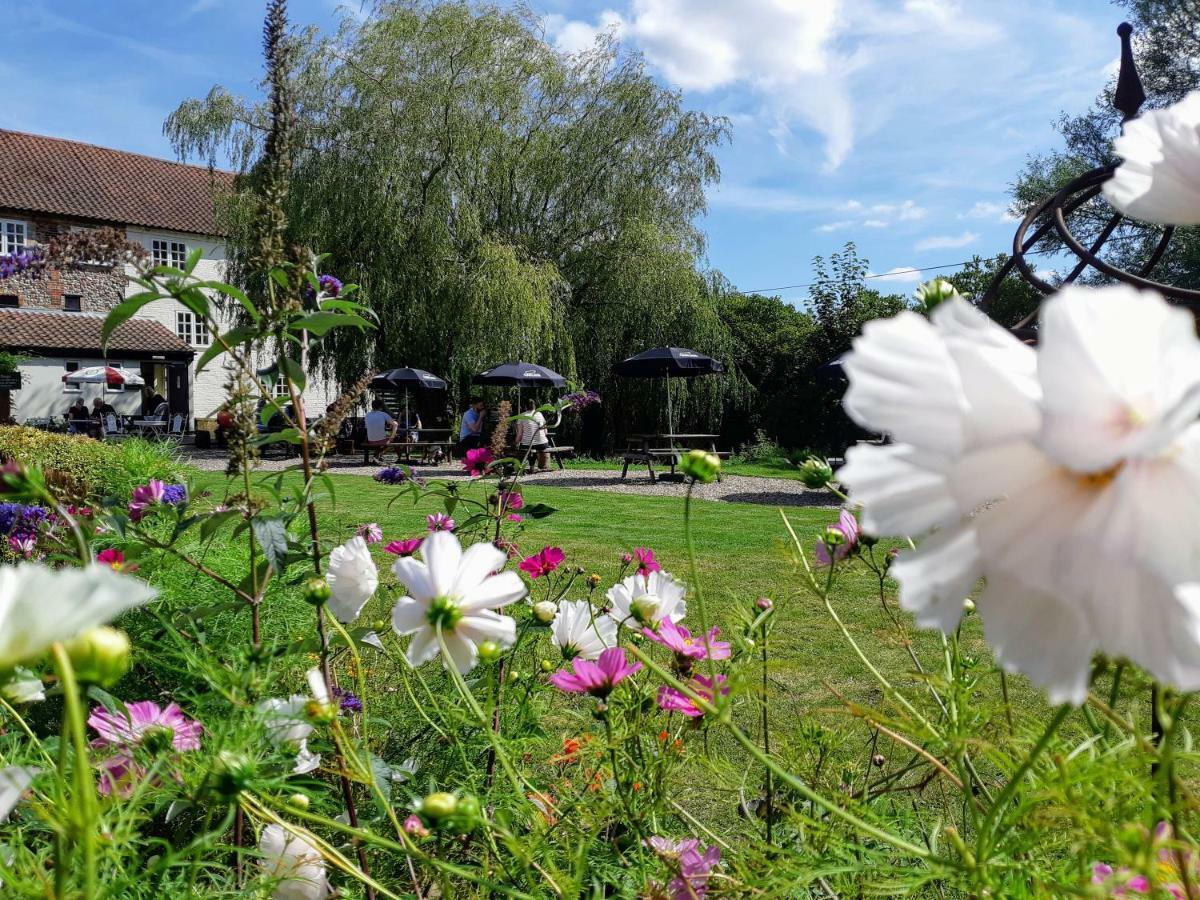 Sculthorpe Mill Hotel Fakenham Eksteriør billede